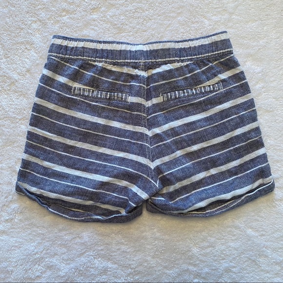 Old Navy kids striped shorts - Picture 2 of 5